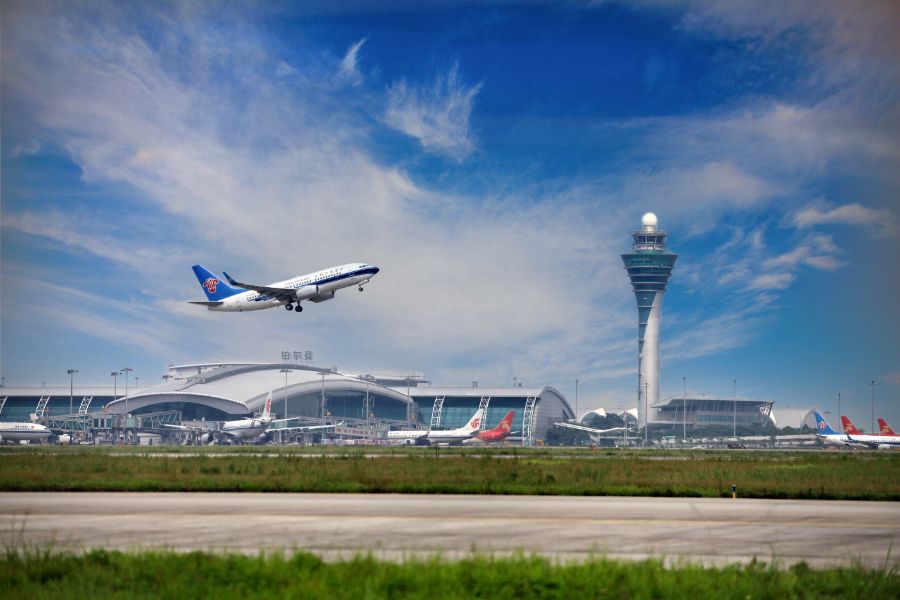 广州白云机场冲刺航空货运超级枢纽货邮吞吐能力剑指600万吨(图1)