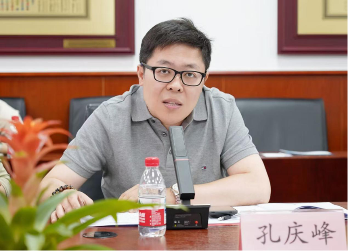 《2025年货车司机从业状况调查报告》发布会暨第十期现代物流与供应链智库论坛在京召开(图9)
