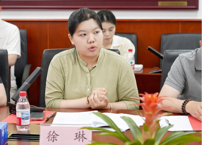 《2025年货车司机从业状况调查报告》发布会暨第十期现代物流与供应链智库论坛在京召开(图12)