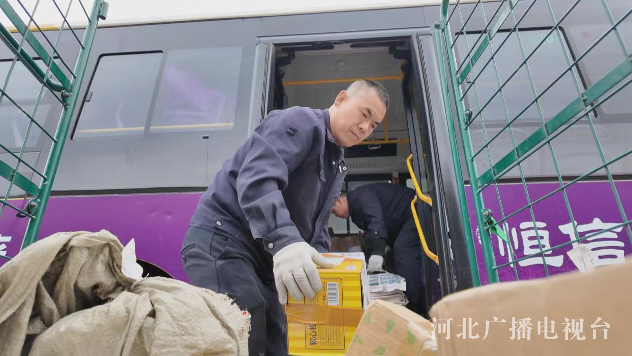 冀时评丨客货邮融合:织密城乡物流网激活乡村振兴新动能(图2)