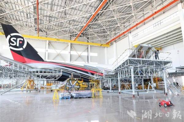 国际货邮吞吐量同比增长138%拉动全省外贸增长61%花湖国际机场让全球生鲜飞入万家(图7)