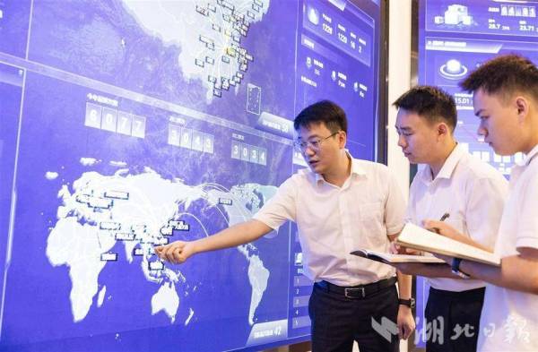 国际货邮吞吐量同比增长138%拉动全省外贸增长61%花湖国际机场让全球生鲜飞入万家(图3)