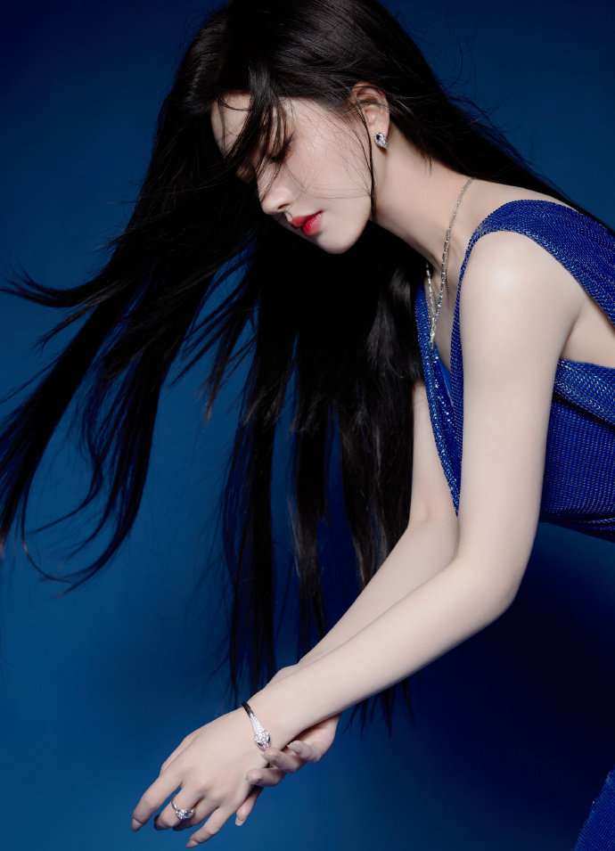 37vt最大但艺术西方(图1)