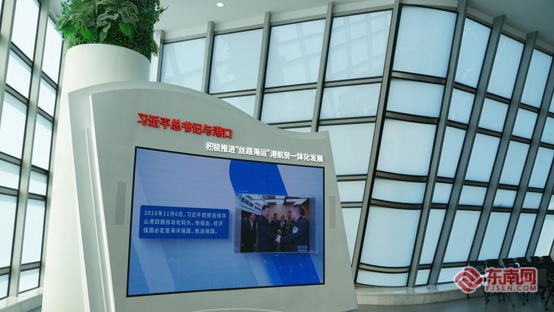 “中国式现代化的万千气象”网络名人福建行走进丝路海运运营中心探访“一带一路”国际物流服务新标杆(图5)