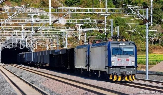 越南已被逼入绝境总理临卸任死磕中国赌上国运也要换掉米轨(图5)